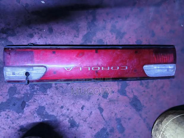 Rear Refractor Toyota 100 - thumbnail 2
