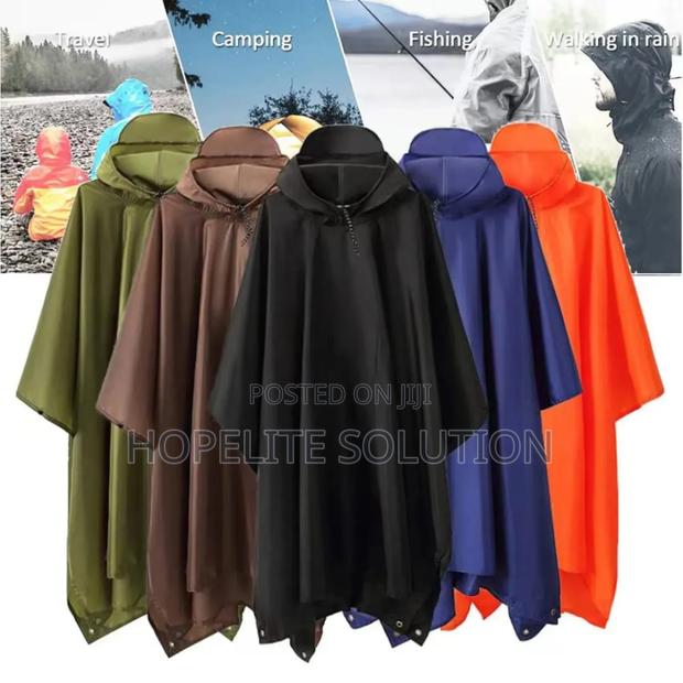 High Quality Adult Unisex Rain Poncho - thumbnail 8