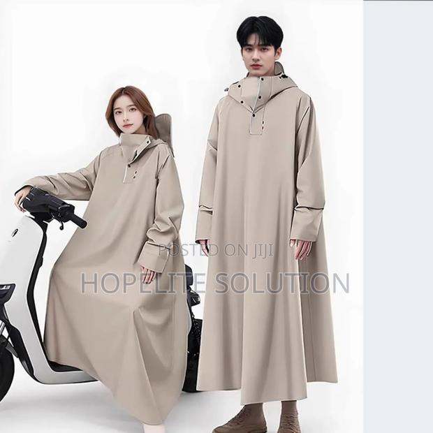 High Quality Adult Raincoat - main view