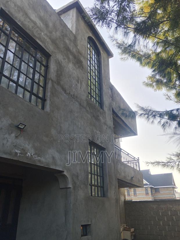 5bdrm House in Gateway Mall Area for sale - thumbnail 11