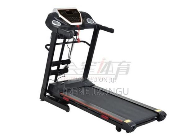 Treadmill With an Adjustable Gradient/ Incline , Massager Belts - main view