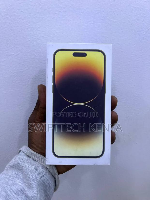Apple iPhone 14 Pro 256 GB Gold - main view