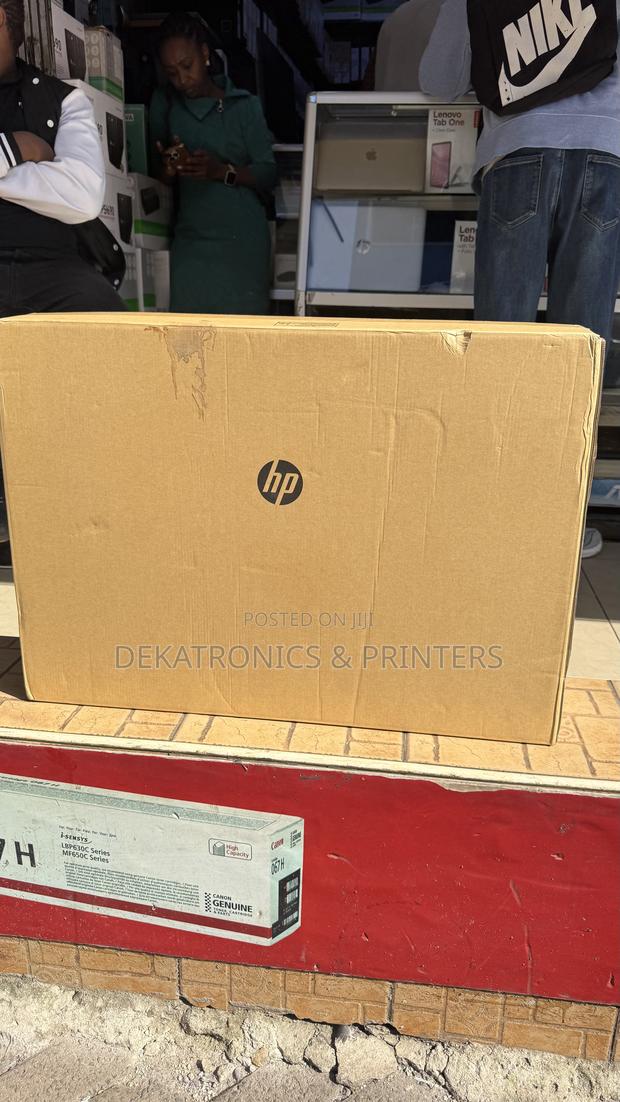 New Desktop Computer HP 16GB Intel Core i7 SSD 1T - main view