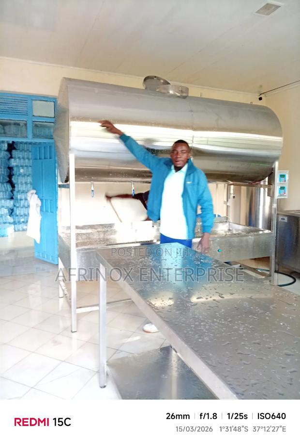 Commercial Water Selling Atm, 2000litres Capacity Made on Order - main view