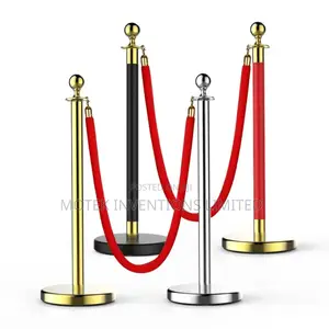 Queue Stands 1 Pair (2pcs) With a Robe