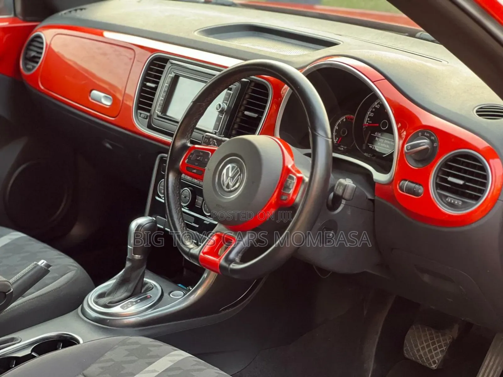 Volkswagen Beetle 2019 Maroon