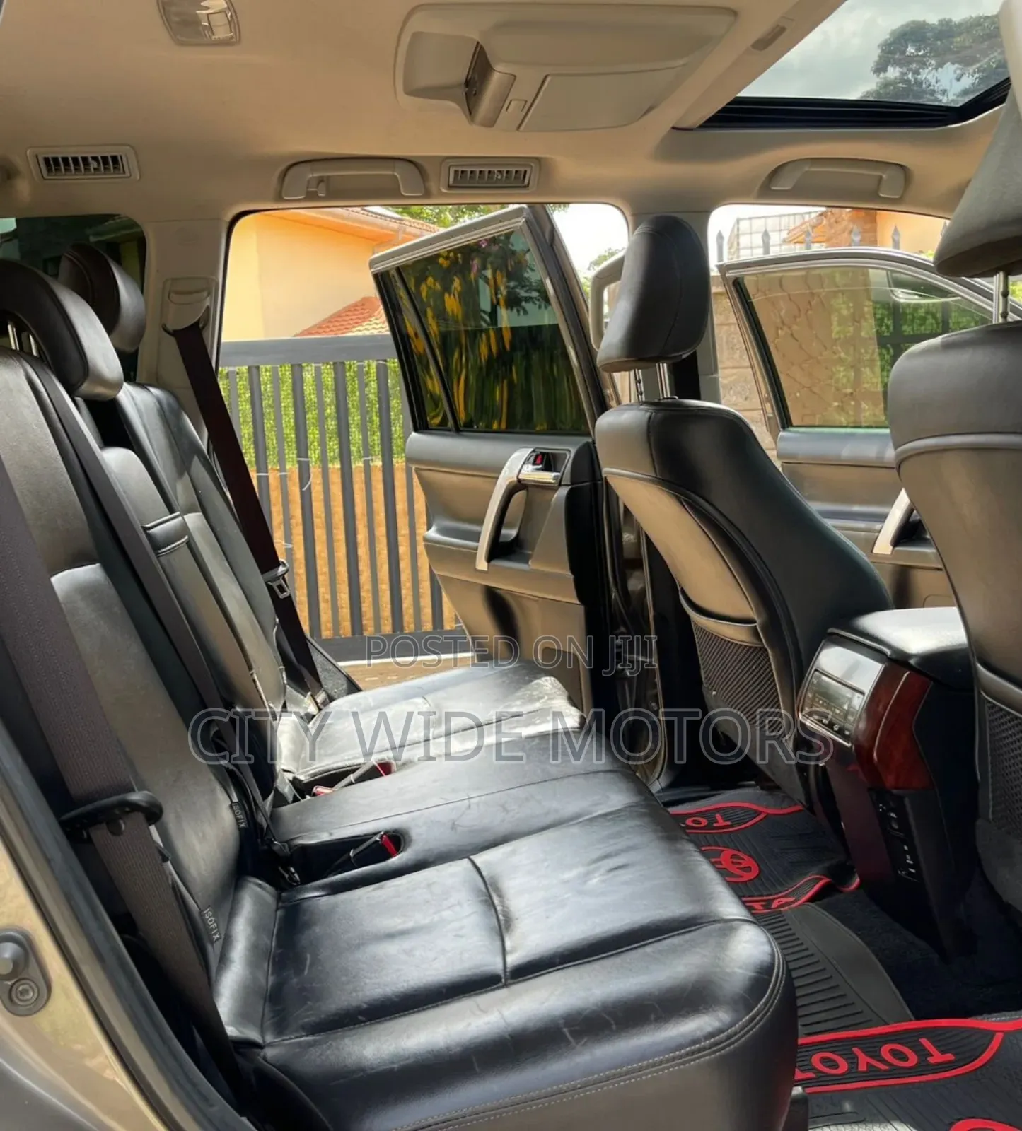 Toyota Land Cruiser Prado 2.8 2017 Gold