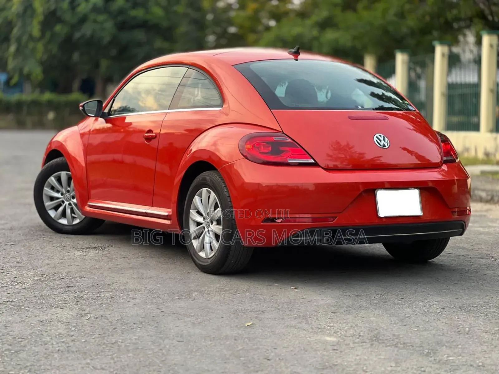 Volkswagen Beetle 2019 Maroon
