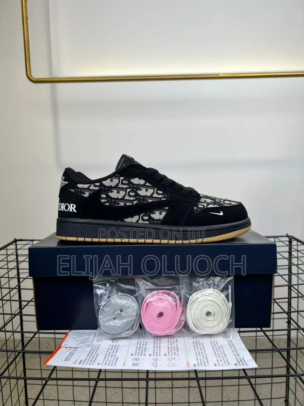 Air Jordan 1 Low   “Dior  X  Travis Scott“