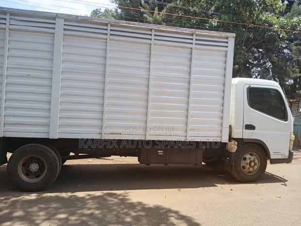 Mitsubishi Fuso Canter - thumbnail 4