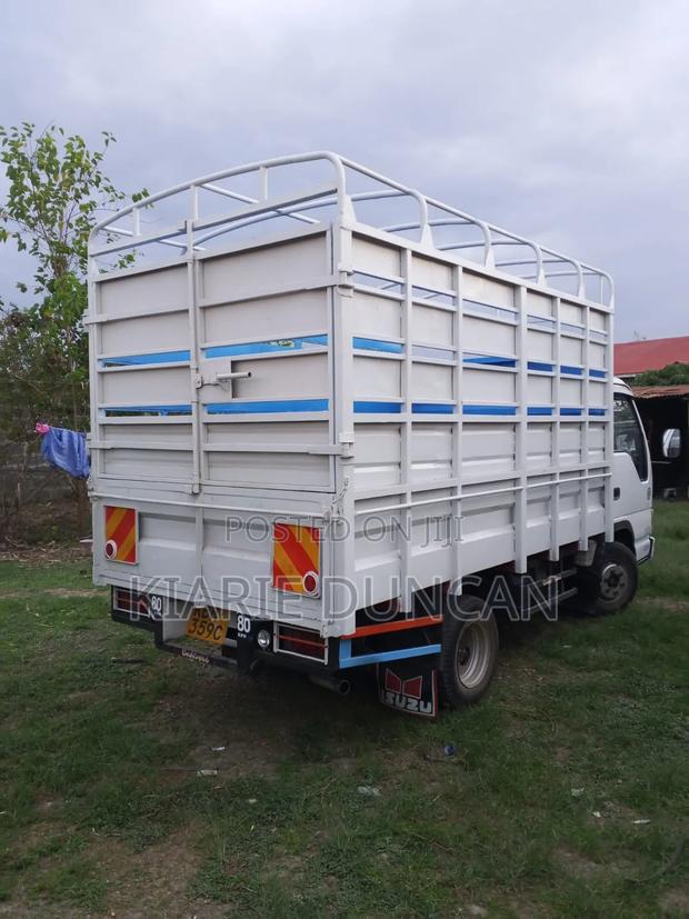 Isuzu Elf NHR - thumbnail 2