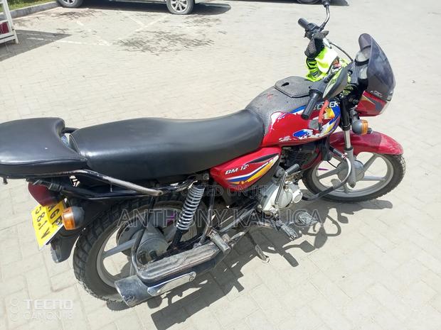 Bajaj Boxer 2020 Red - main view