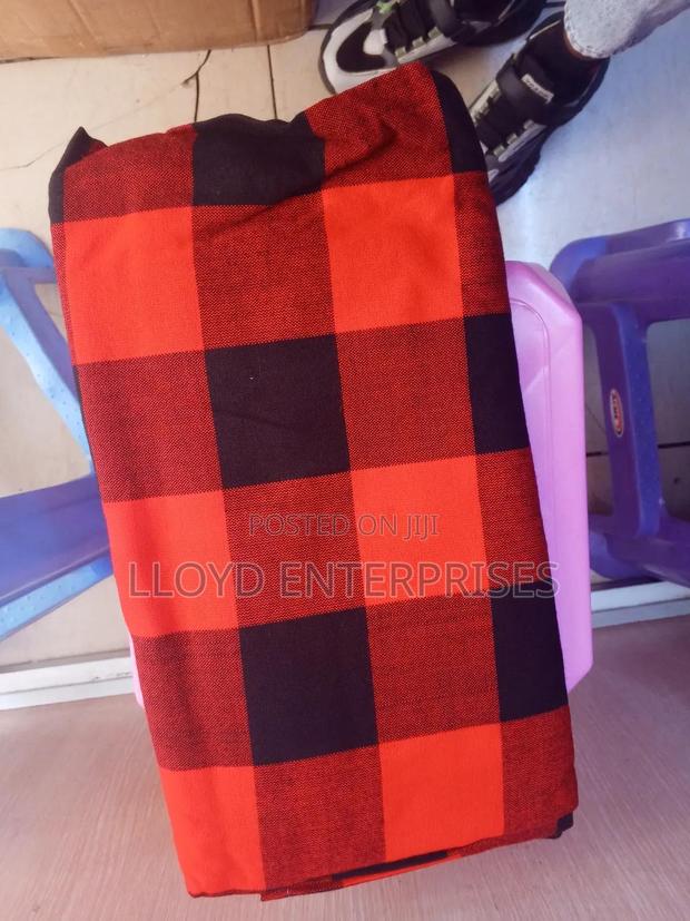 Masaai Shuka - thumbnail 2