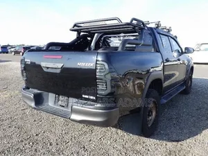 Toyota Hilux Revo Double Cab Deisel 2.4 AWD 2019 Black