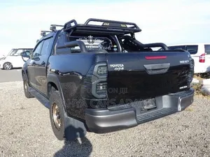 Toyota Hilux Revo Double Cab Deisel 2.4 AWD 2019 Black