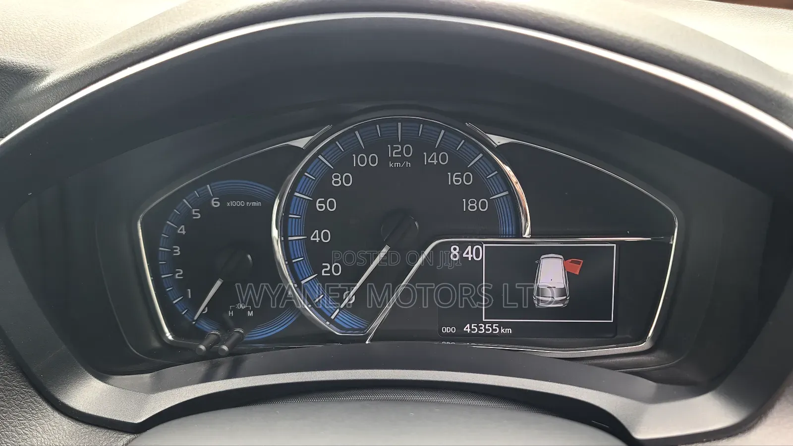 Toyota Corolla Fielder 1.5 Hybrid FWD 2018 Silver