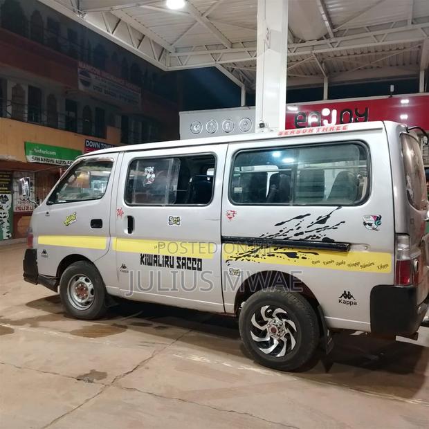 Nissan Caravan (Urvan) 2010 Silver