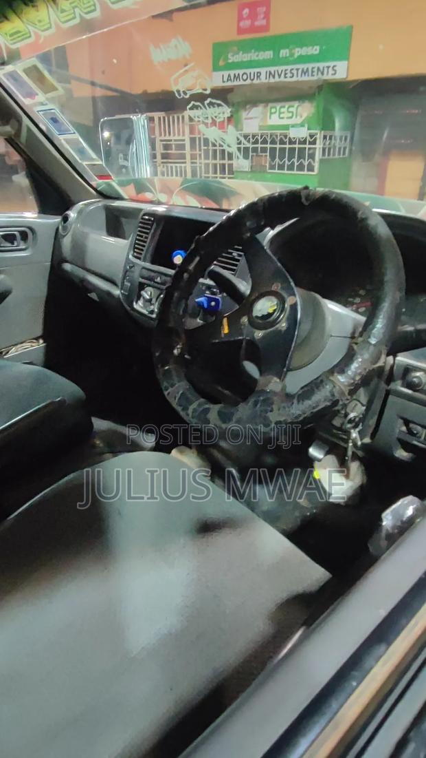 Nissan Caravan (Urvan) 2010 Silver - thumbnail 6