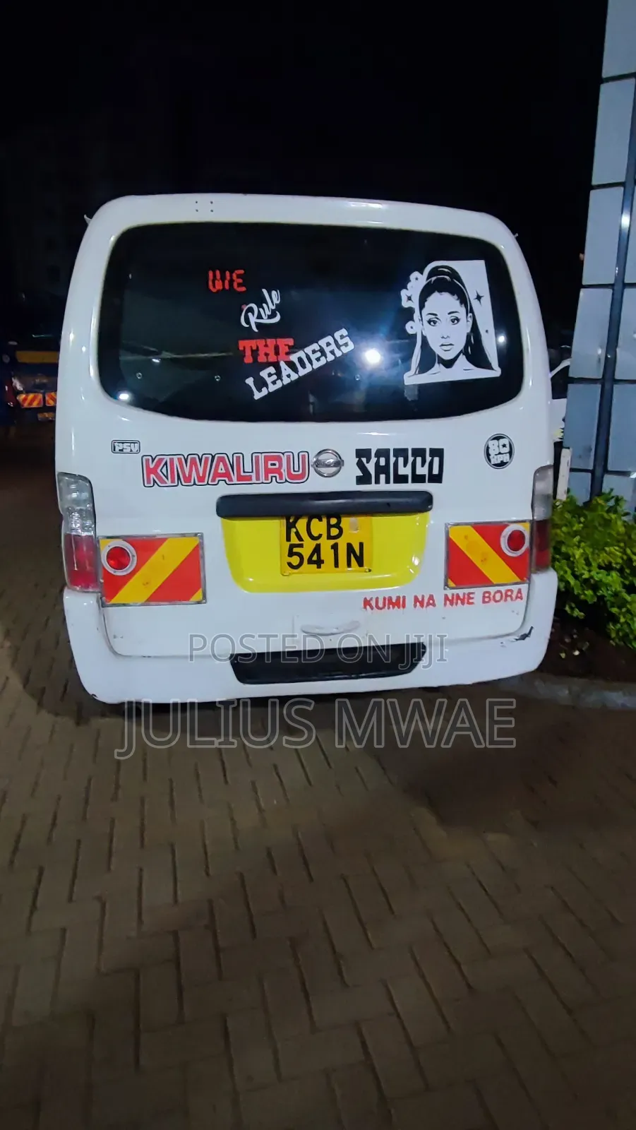 Nissan Caravan (Urvan) 2009 White