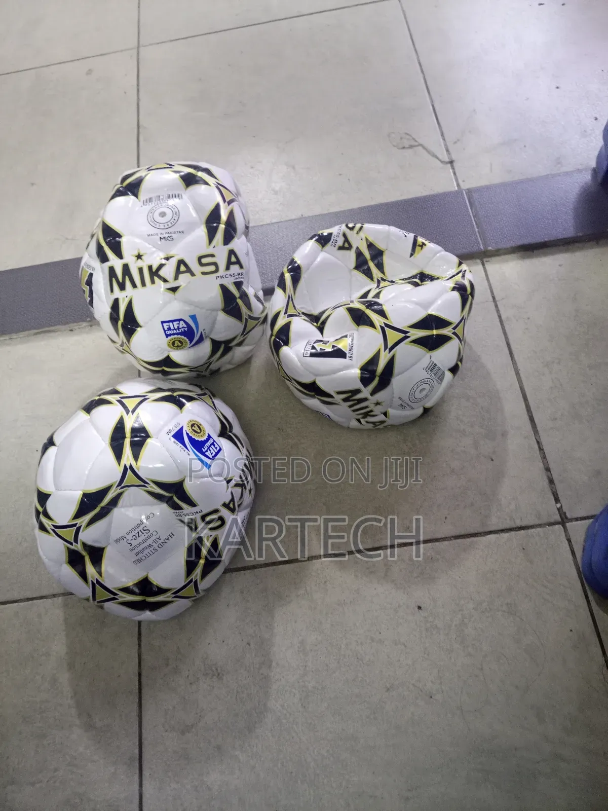 Mikasa Classic Football – Professional Training Soccer Ball