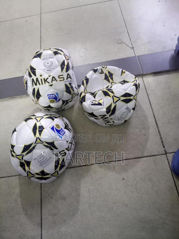 Mikasa Classic Football – Professional Training Soccer Ball