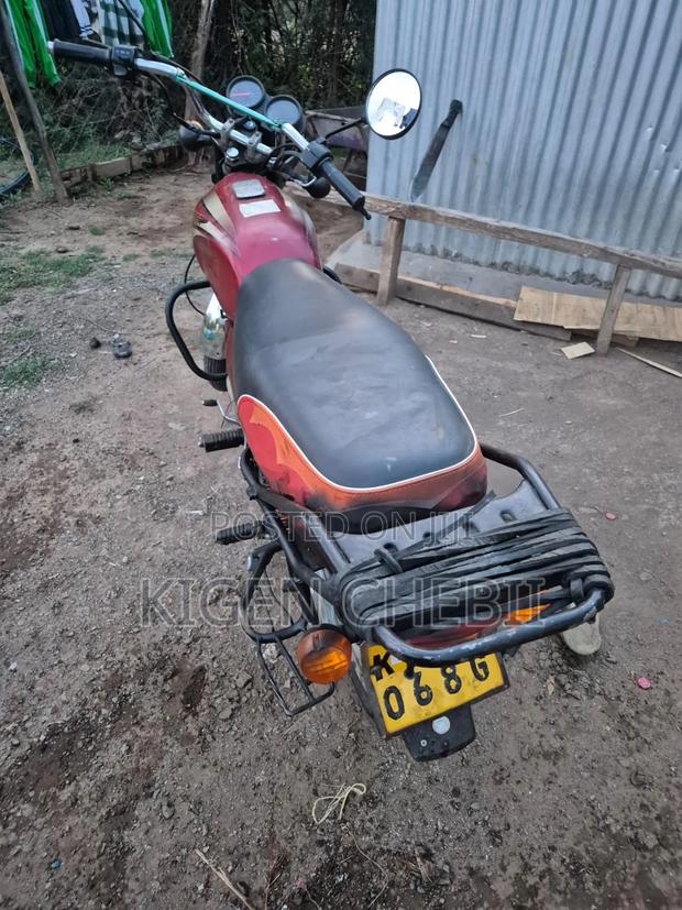 Bajaj Boxer 100 2022 Red - thumbnail 3