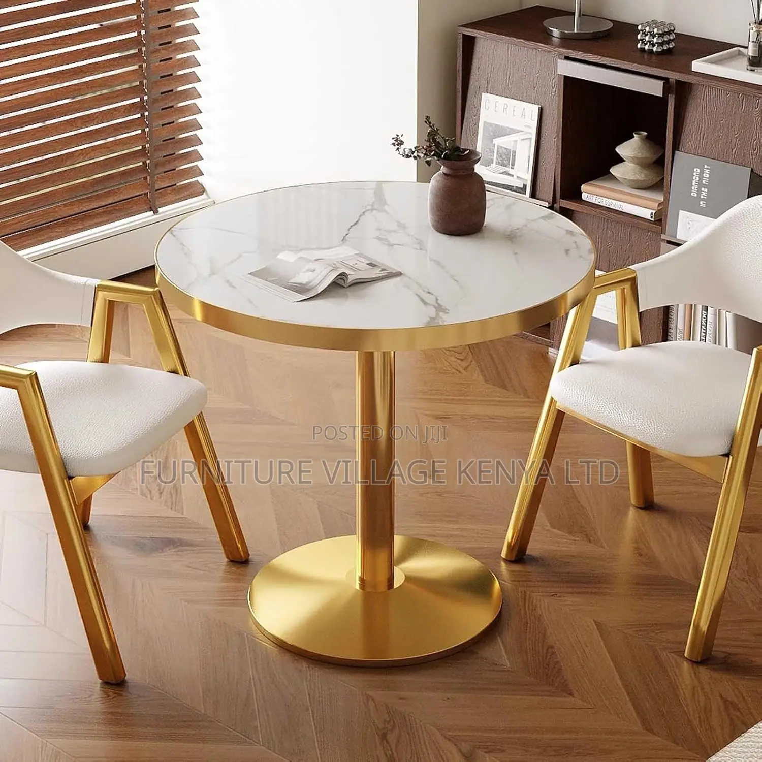 Dining Table; Round White Restaurant Dining Table