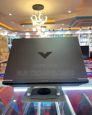 New Laptop HP Victus 16 16GB Intel Core i7 SSD 512GB