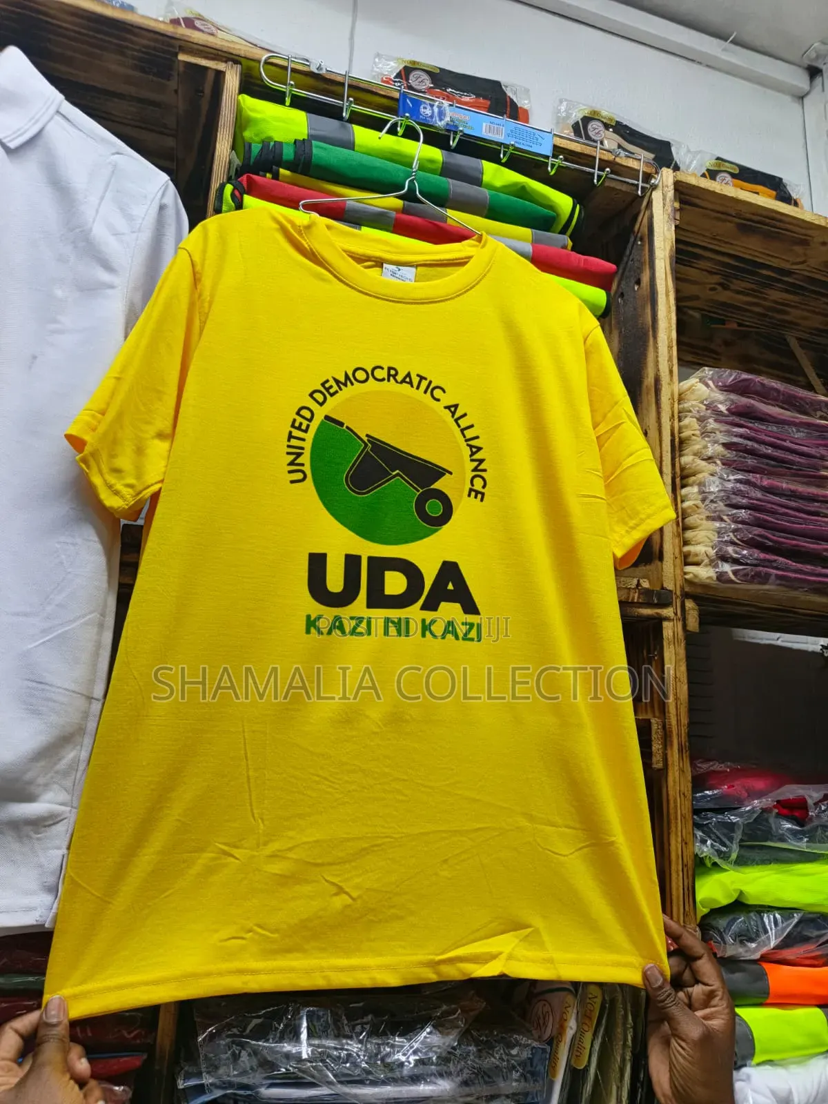 Uda Tshirt