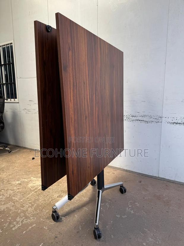 Foldable Training Conference Table - thumbnail 2