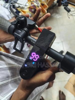 Electric Scooter - thumbnail 2