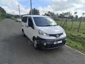 Nissan NV200 2017 White