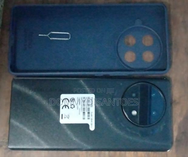 Tecno Camon 30S 128 GB Black - thumbnail 3