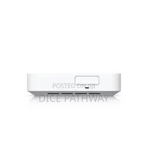 Ubiquiti Ucg-Max Cloud Gateway Max