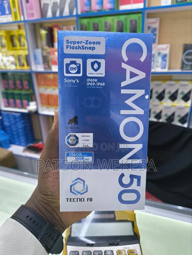 New Tecno Camon 50 256 GB Green