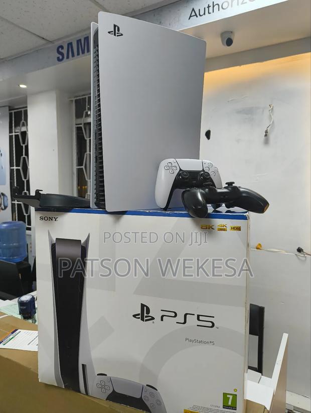 Ps5 Standard (Open Box With Gta 5,Fifa and Two Controllers) - thumbnail 3