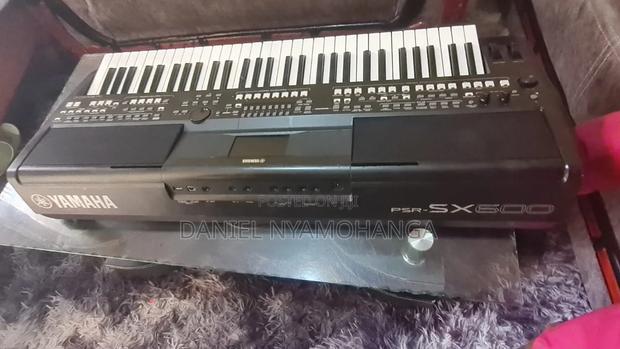 Yamaha PSR Sx600. - main view