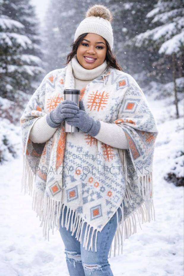 Beautiful Free Size Warm Shawl - thumbnail 5