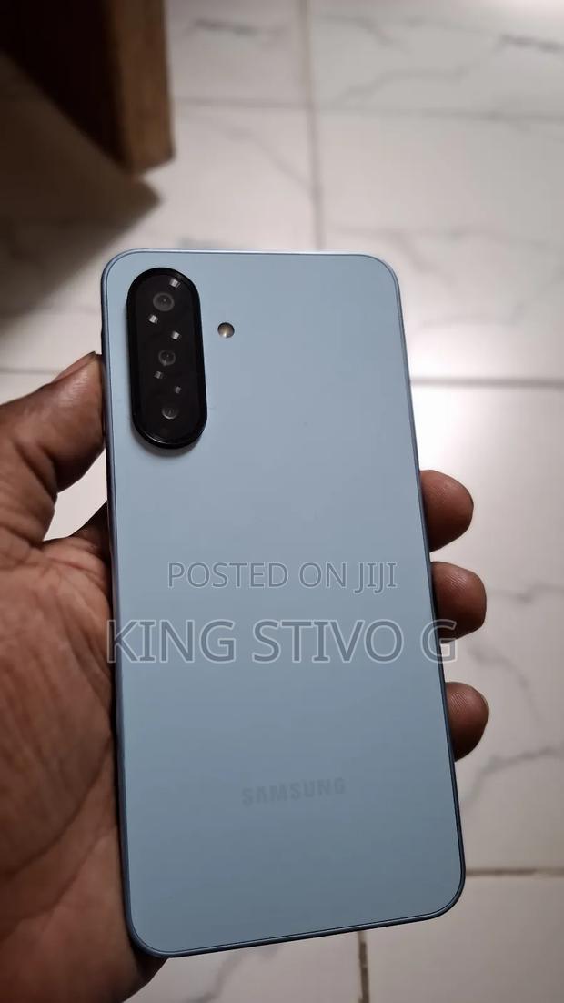 Samsung Galaxy A17 256 GB Blue - thumbnail 3