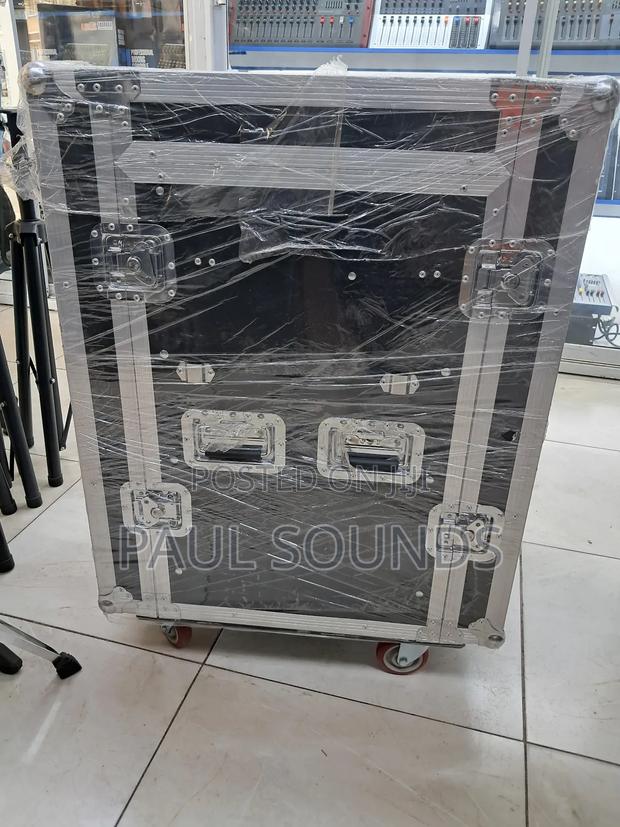 Professional 12 U Flight Case With Wheels – Heavy Duty Road Case - thumbnail 3