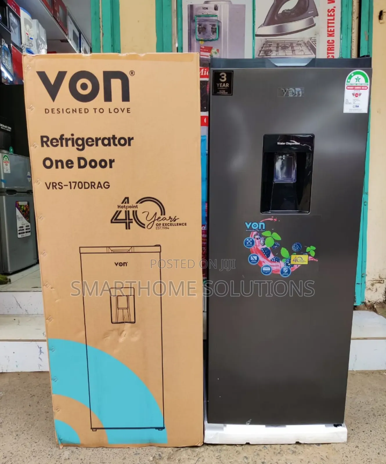 Von 176l Single Door Refrigerator With Water Dispenser