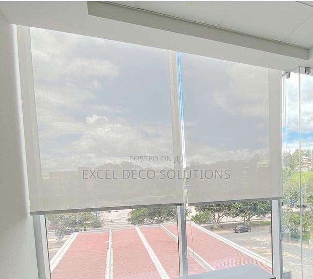 Energy-saving Sunscreen Roller Blinds – Keep Your Home Cool