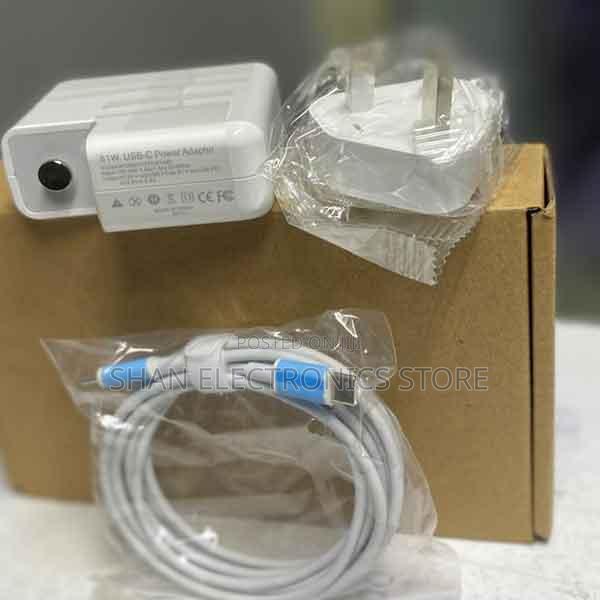 Ac 100-240vapple 61w Usb-C Power Adapter Charger for Macbook Pro - main view