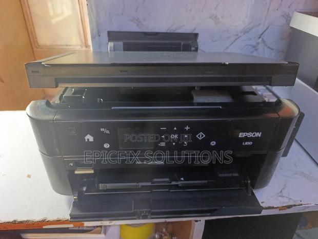 Try Your Luck! Second Hand L850, Very Clean and in a Good Condition - thumbnail 2