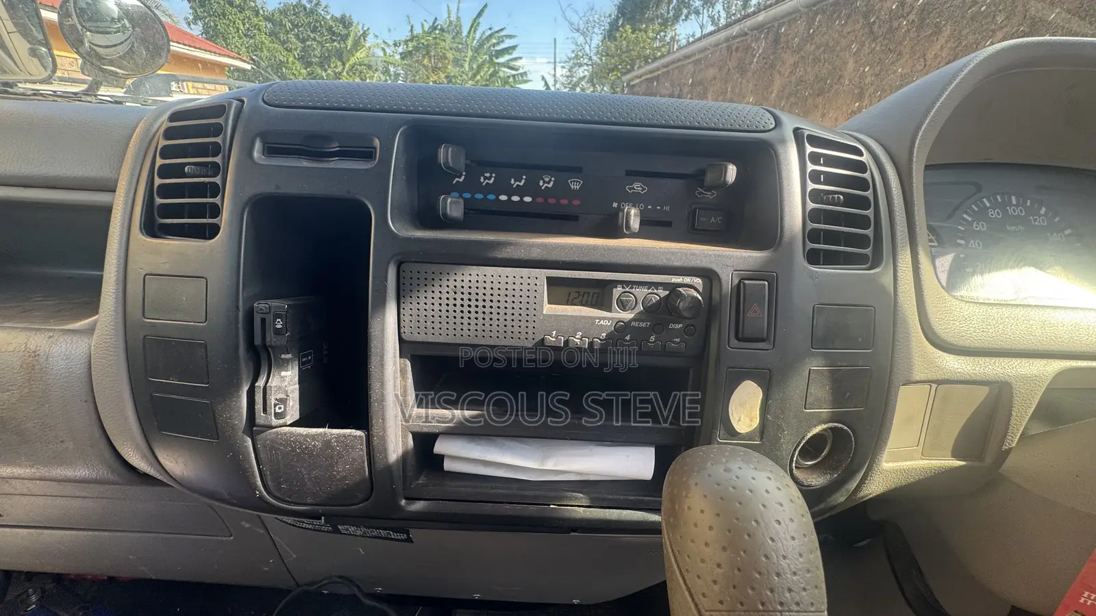 V Clean Toyota Dyna 2015 Distress Sale