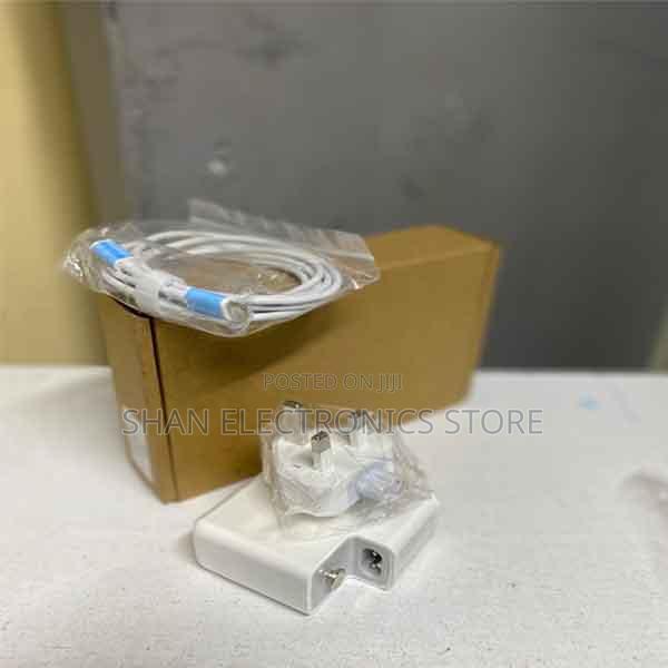 61w Usb C Fast Charging Ac 100-240vapple Macbook Pro Charger Adapter