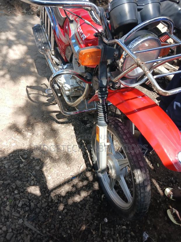 Ranger R-2020 2020 Red - main view