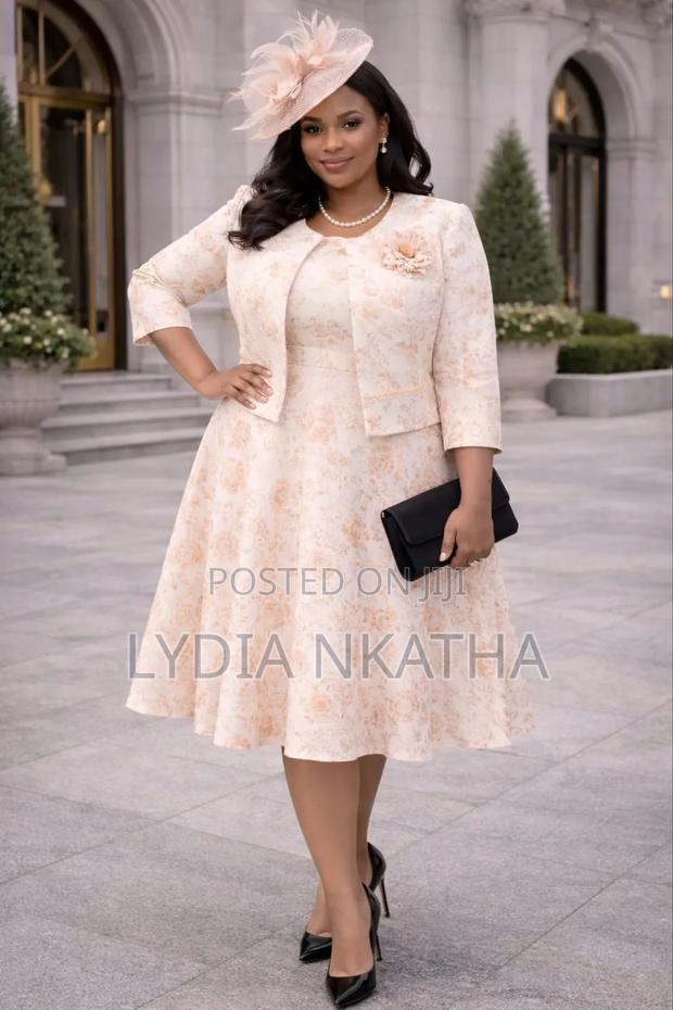 Official Dresses for Sale - thumbnail 3