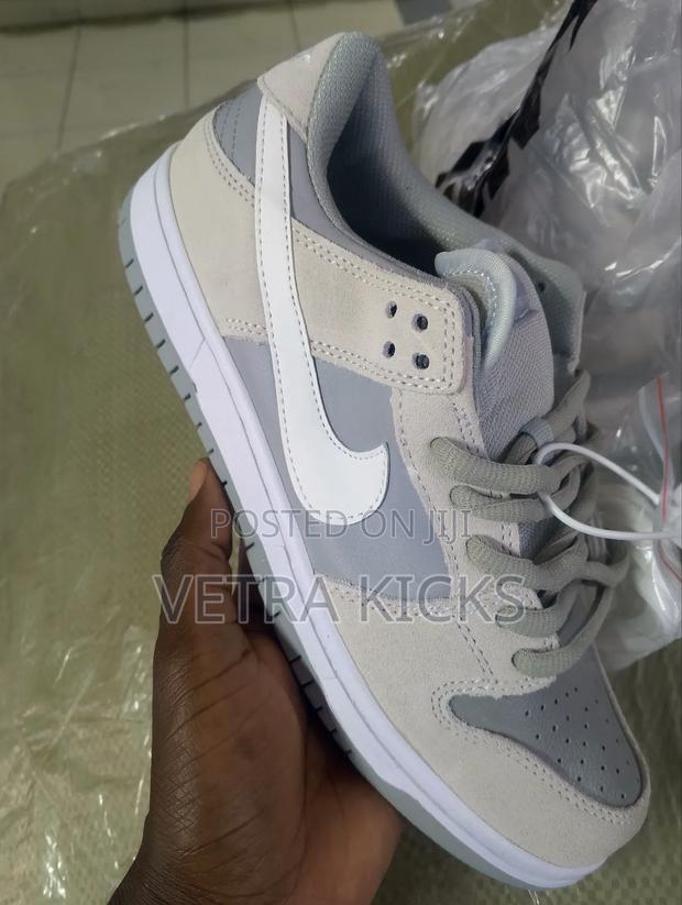 Jordan Low Cut Sb Dunks Suede - main view