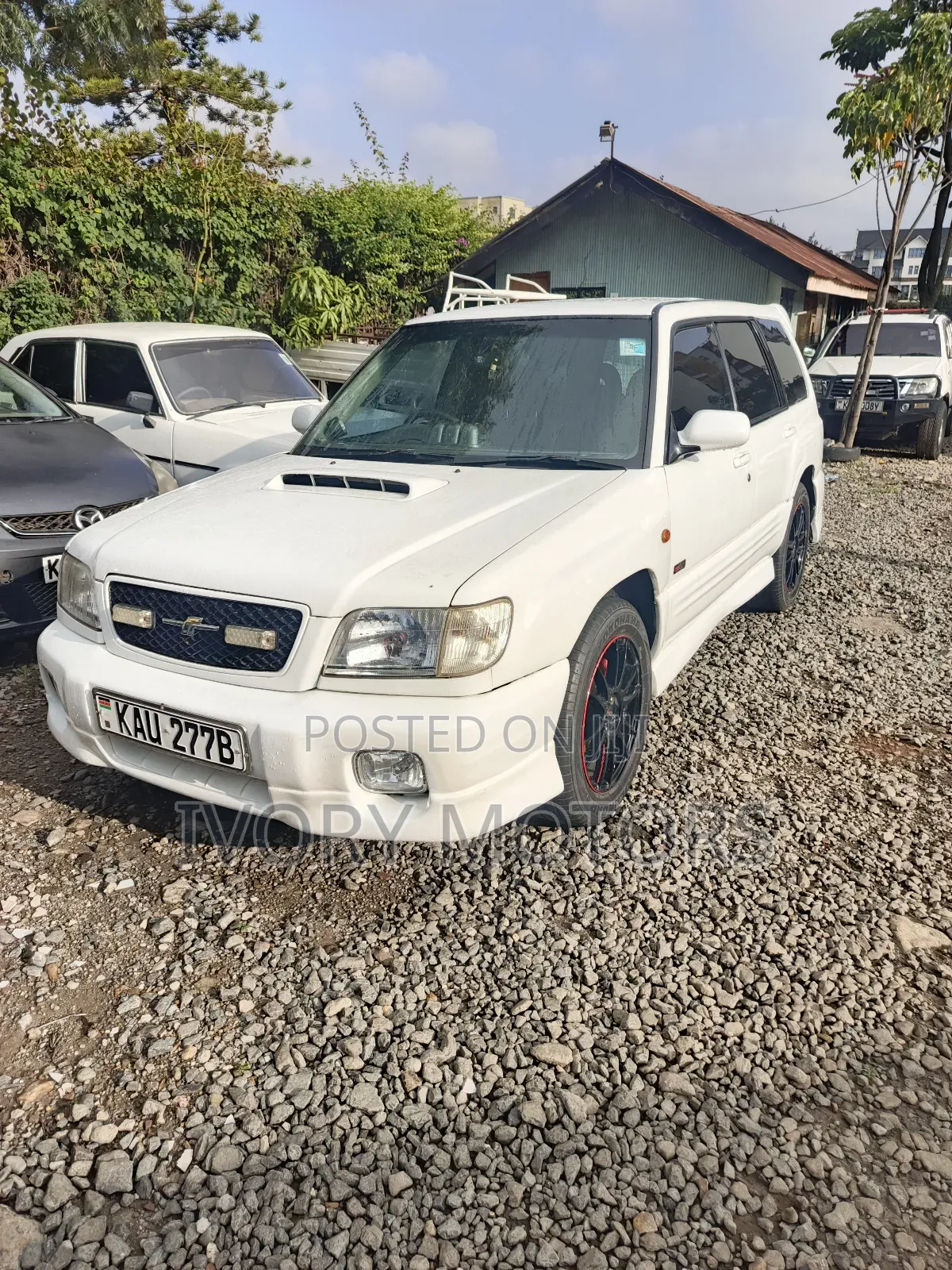 Subaru Forester 2.0 S 2000 White